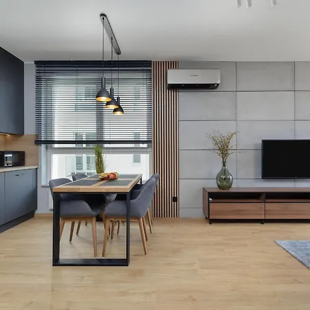 Nowoczesny Z Parkingiem W Centrum Szczecina By Renters